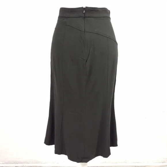 DOLCE & GABBANA KNEE LENGTH SKIRT (A422)